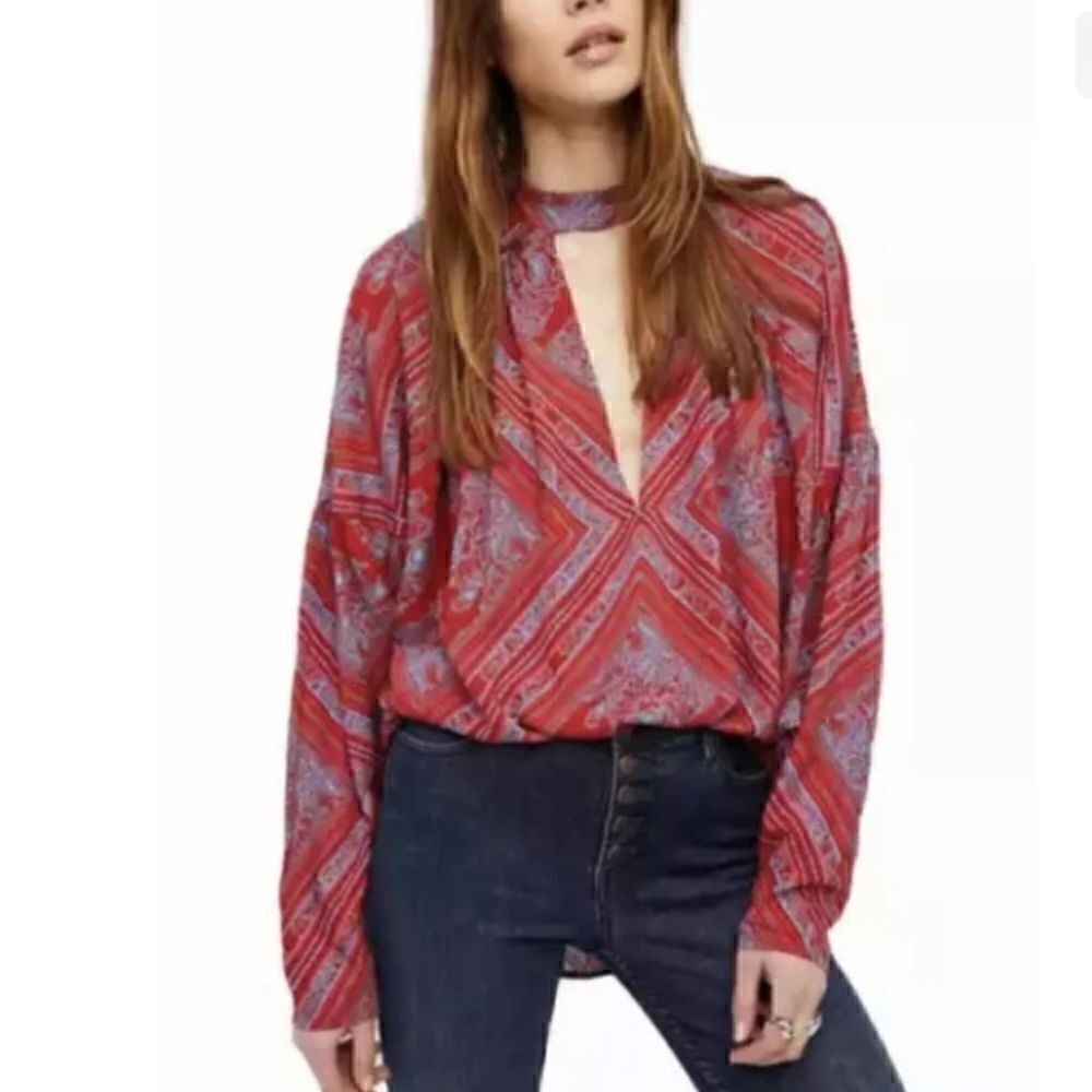Free People Womens XS Top Walking On A Dream Tunic Red Blouse Floral Choker 401
